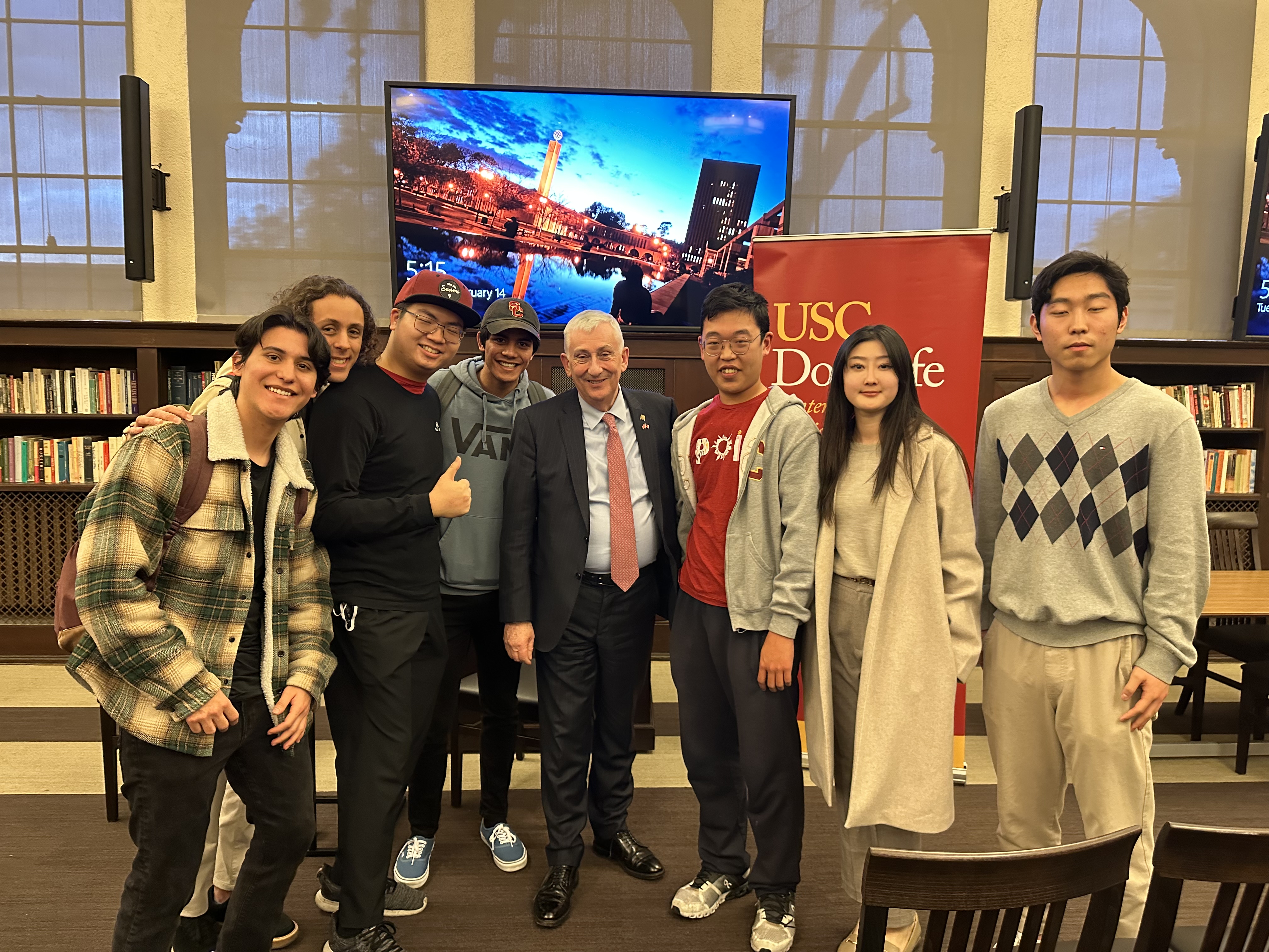 Students meet a visiting head of parliament at USC